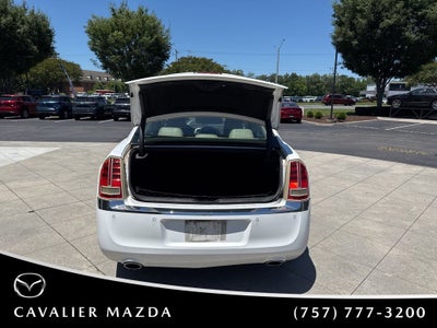 2011 Chrysler 300C Base