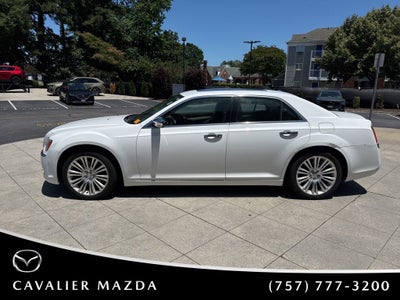2011 Chrysler 300C Base