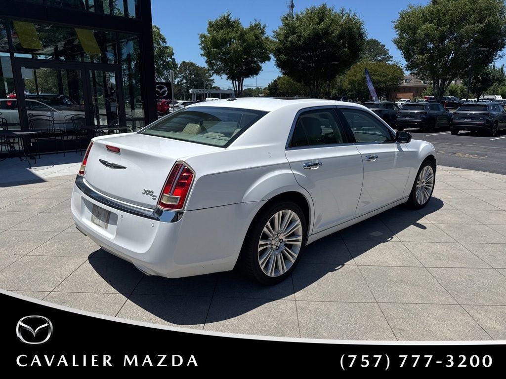 2011 Chrysler 300C Base