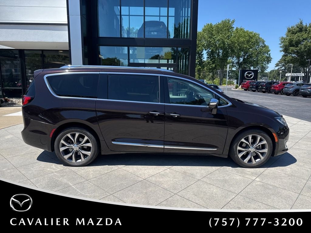 2017 Chrysler Pacifica Limited