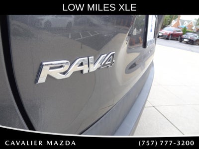 2020 Toyota RAV4 XLE
