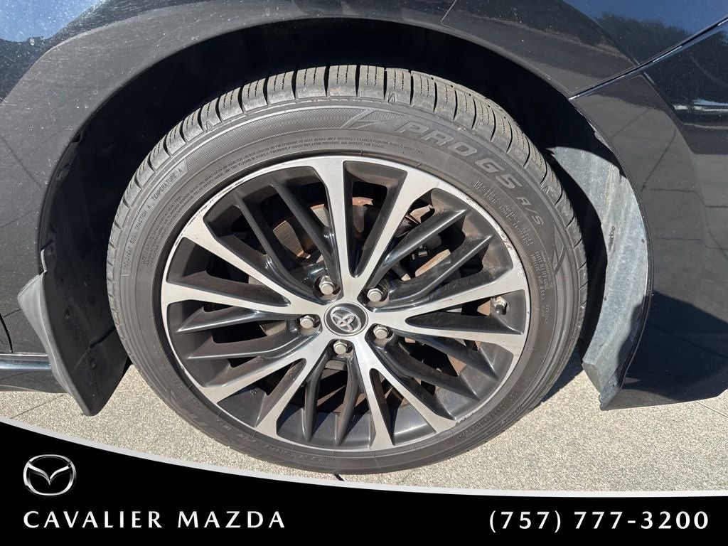 2019 Toyota Camry SE