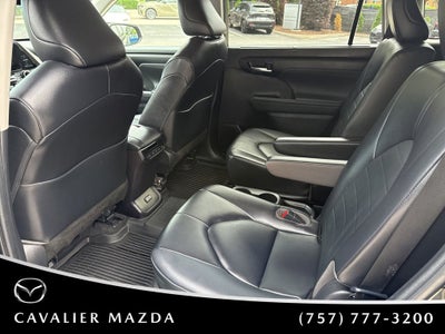 2023 Toyota Highlander Hybrid XLE