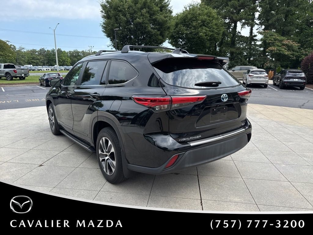 2023 Toyota Highlander Hybrid XLE