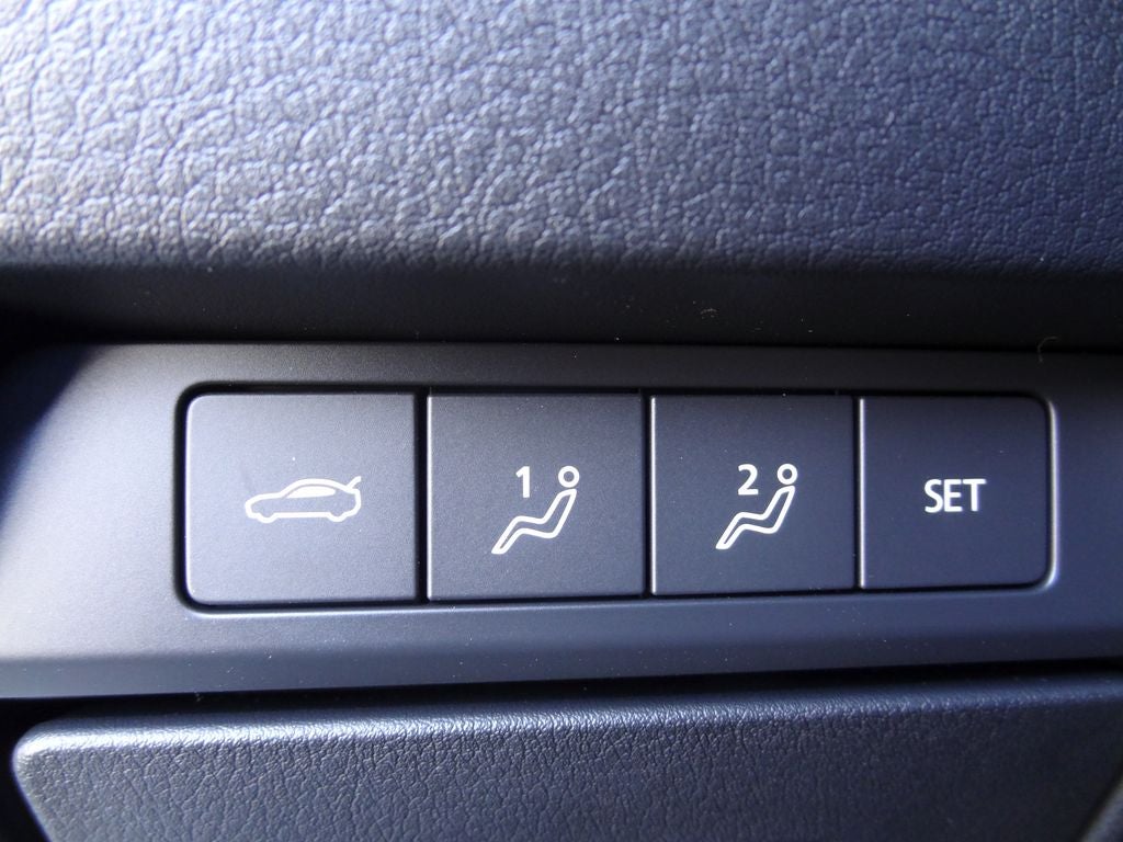 2026 Mazda Mazda3 Sedan 2.5 S Carbon Edition AWD