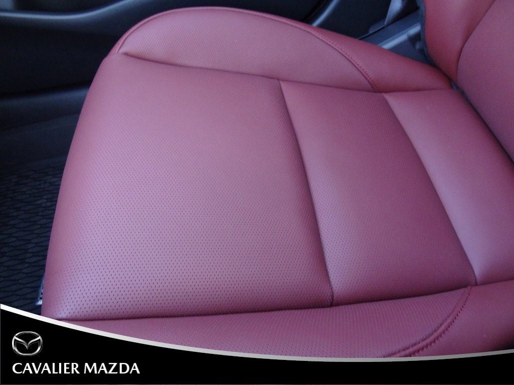 2026 Mazda Mazda3 Sedan 2.5 S Carbon Edition AWD