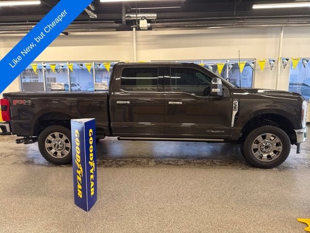 2025 Ford F-350 Lariat Super Duty
