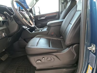 2025 GMC Sierra 2500HD Denali
