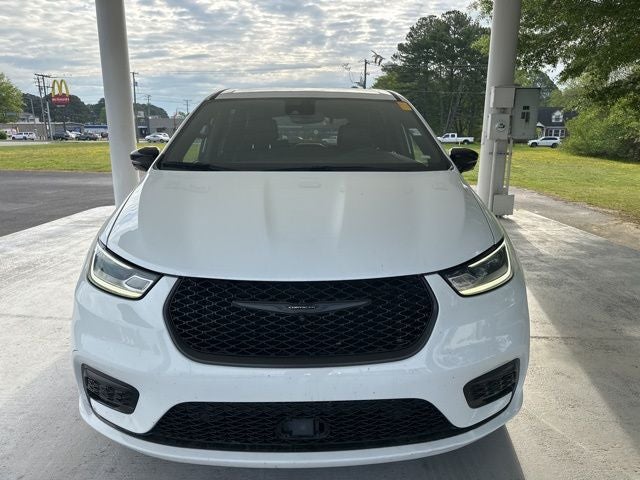 2024 Chrysler Pacifica Hybrid Select