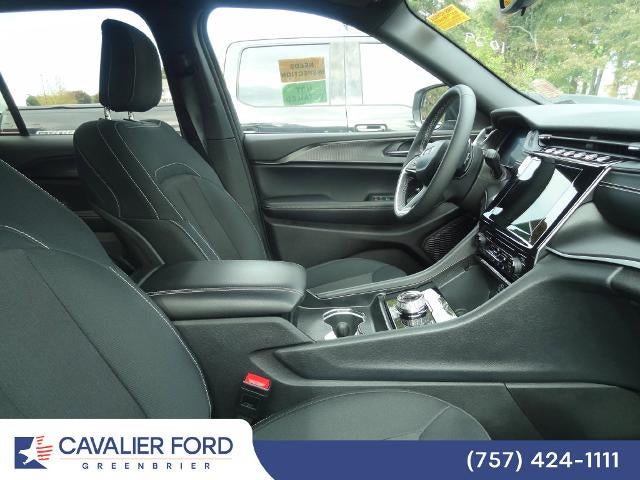 2024 Jeep Grand Cherokee Laredo