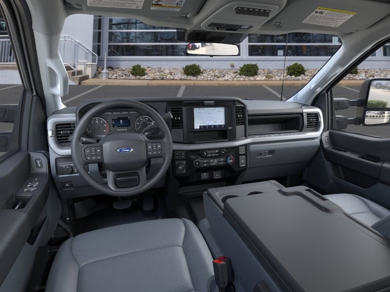 2025 Ford Chassis Cab F-350® XL