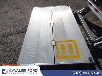 2027 Ford F-650-750 F-650 SD Gas Straight Frame