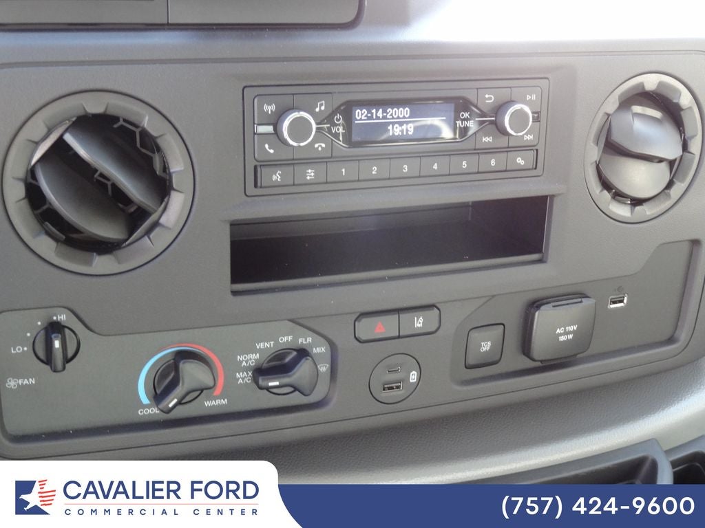 2027 Ford Econoline Cutaway E-450 DRW