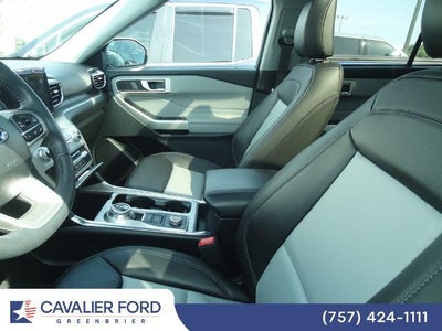2023 Ford Explorer XLT
