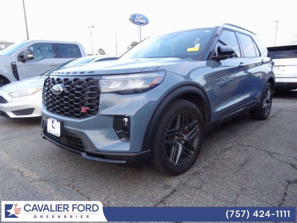 2025 Ford Explorer ST