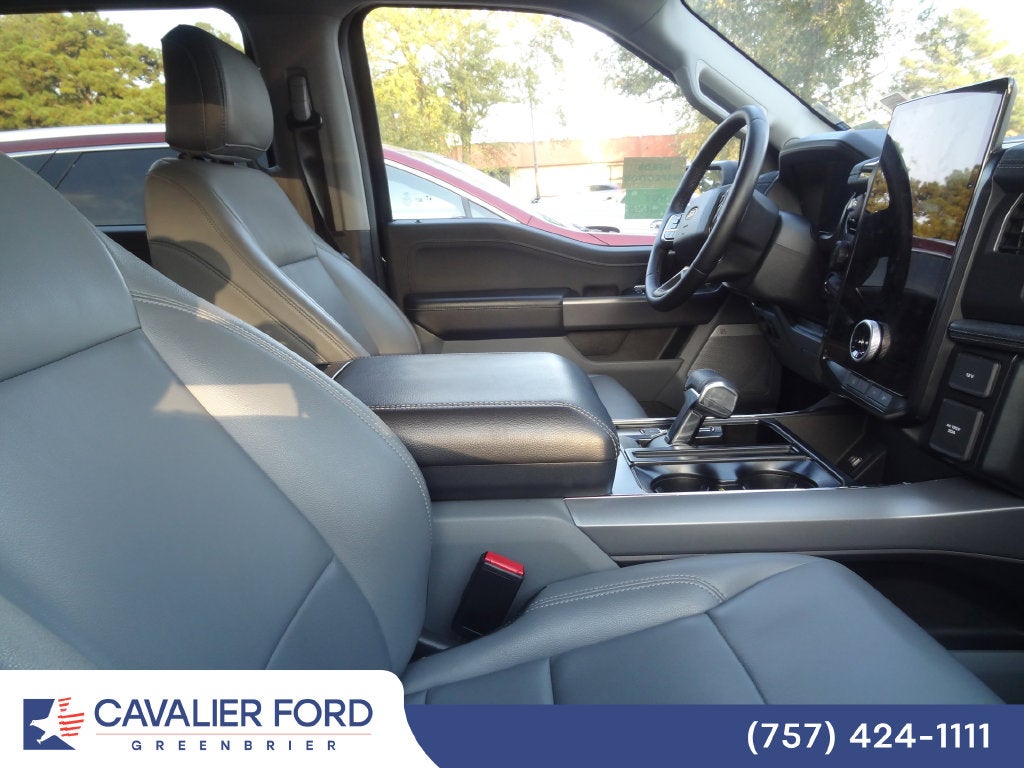 2025 Ford F-150 Lightning Flash