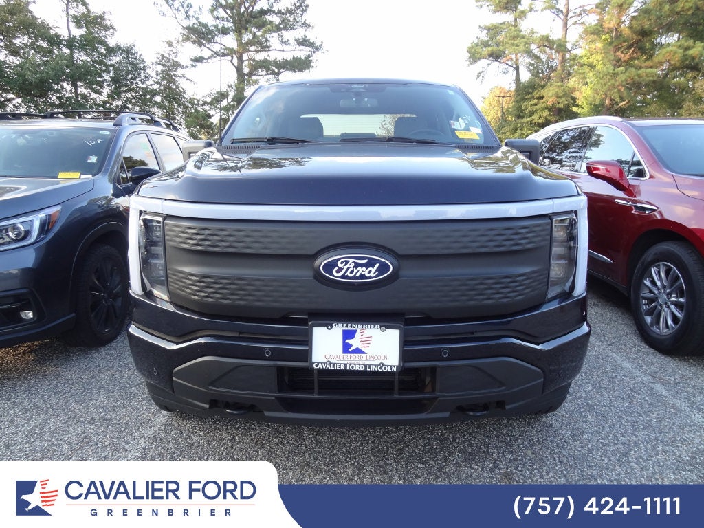 2025 Ford F-150 Lightning Flash