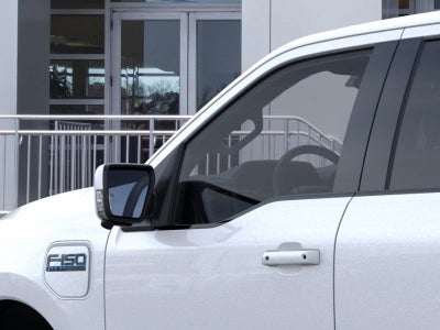 2025 Ford F-150 Lightning Lariat®
