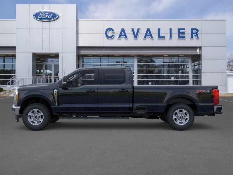 2026 Ford Super Duty F-350® XLT