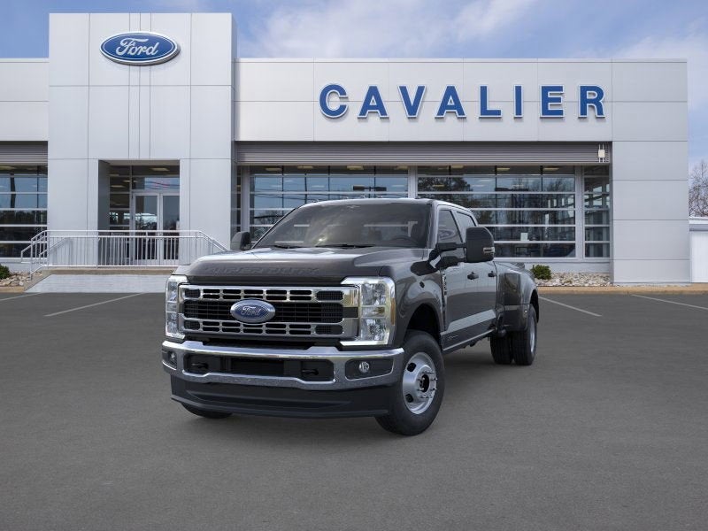 2026 Ford Super Duty F-350® XLT