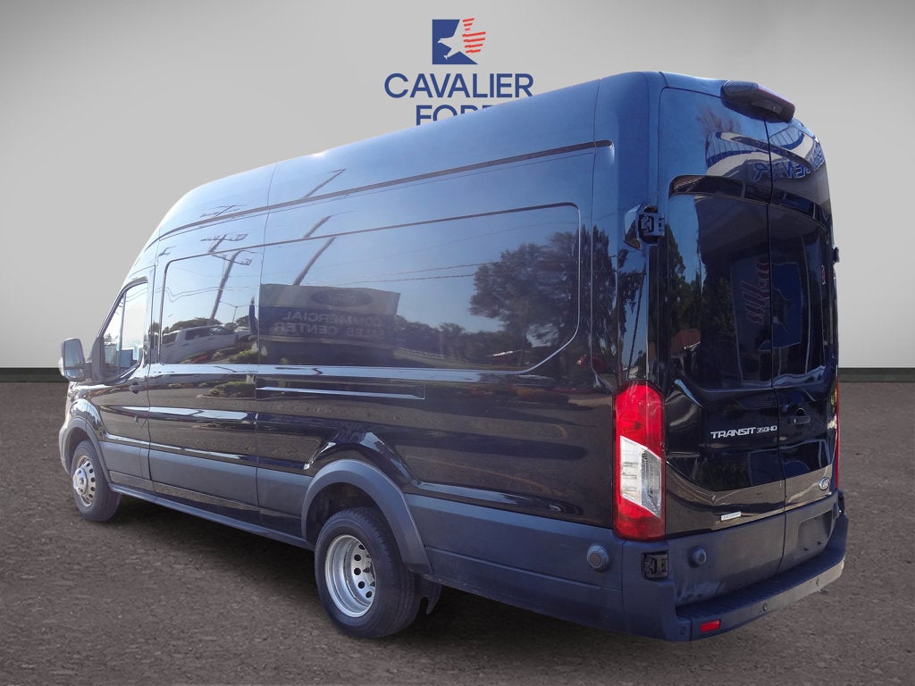 2022 Ford Transit-350 Base