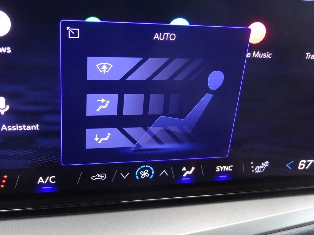 2025 Chevrolet Traverse LT 2LT
