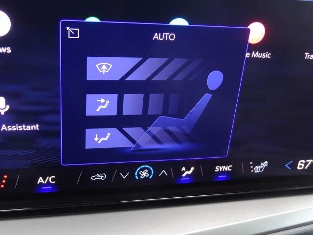 2025 Chevrolet Traverse LT 2LT