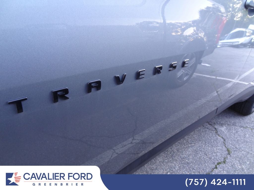 2023 Chevrolet Traverse RS