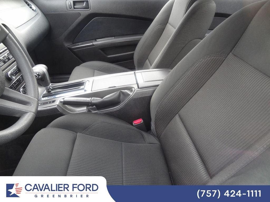 2011 Ford Mustang V6