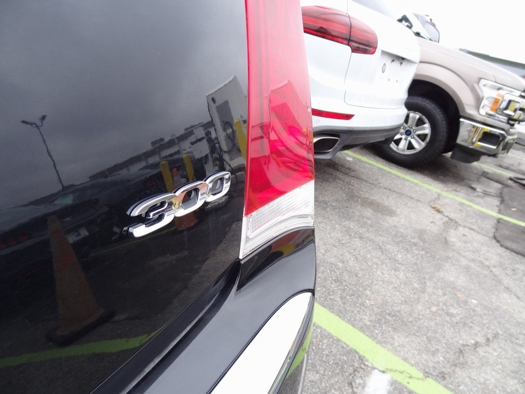 2023 Chrysler 300 Touring