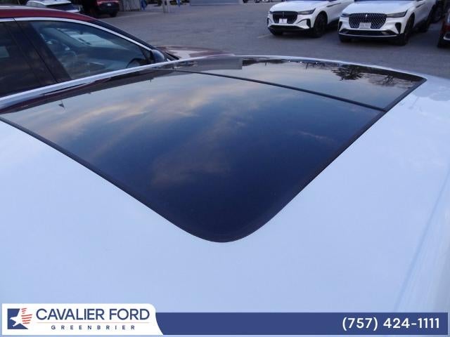 2016 Chrysler 300C Base