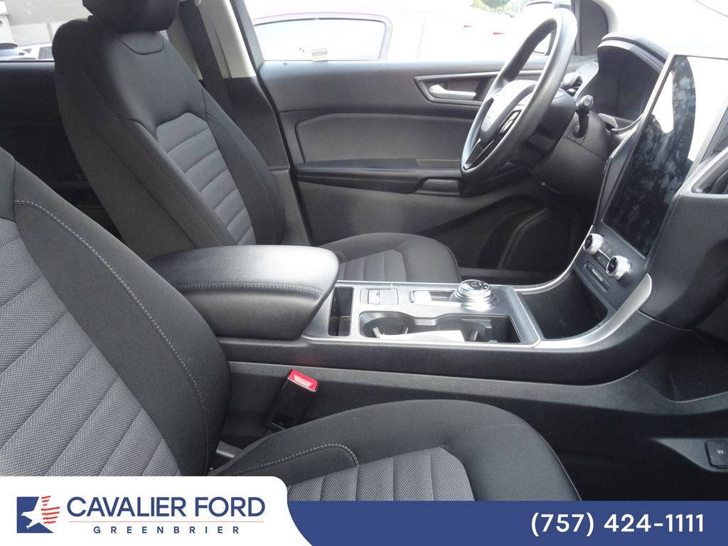 2023 Ford Edge SE