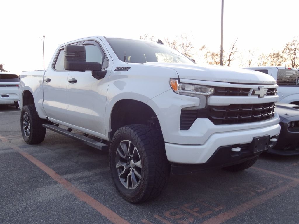 2024 Chevrolet Silverado 1500 LT LT1