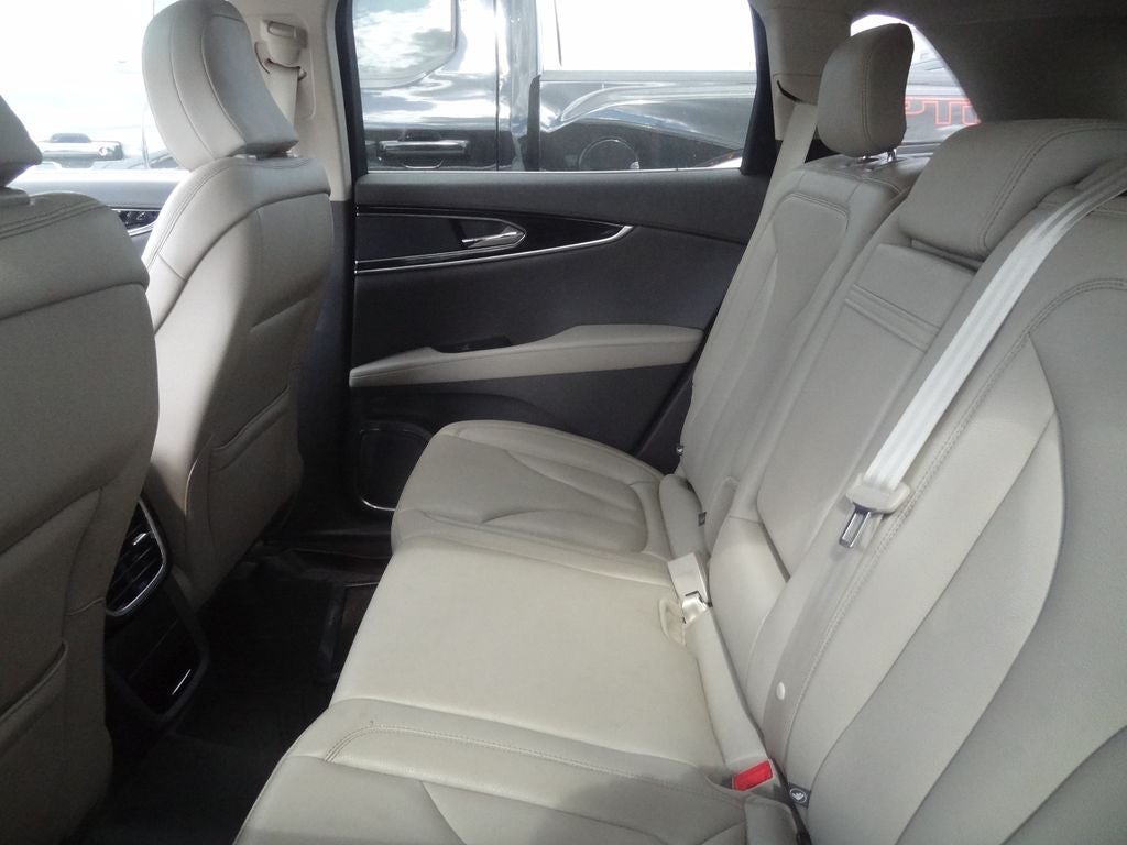 2022 Lincoln Nautilus Standard Standard