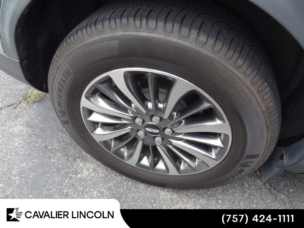 2019 Lincoln Nautilus Select Select