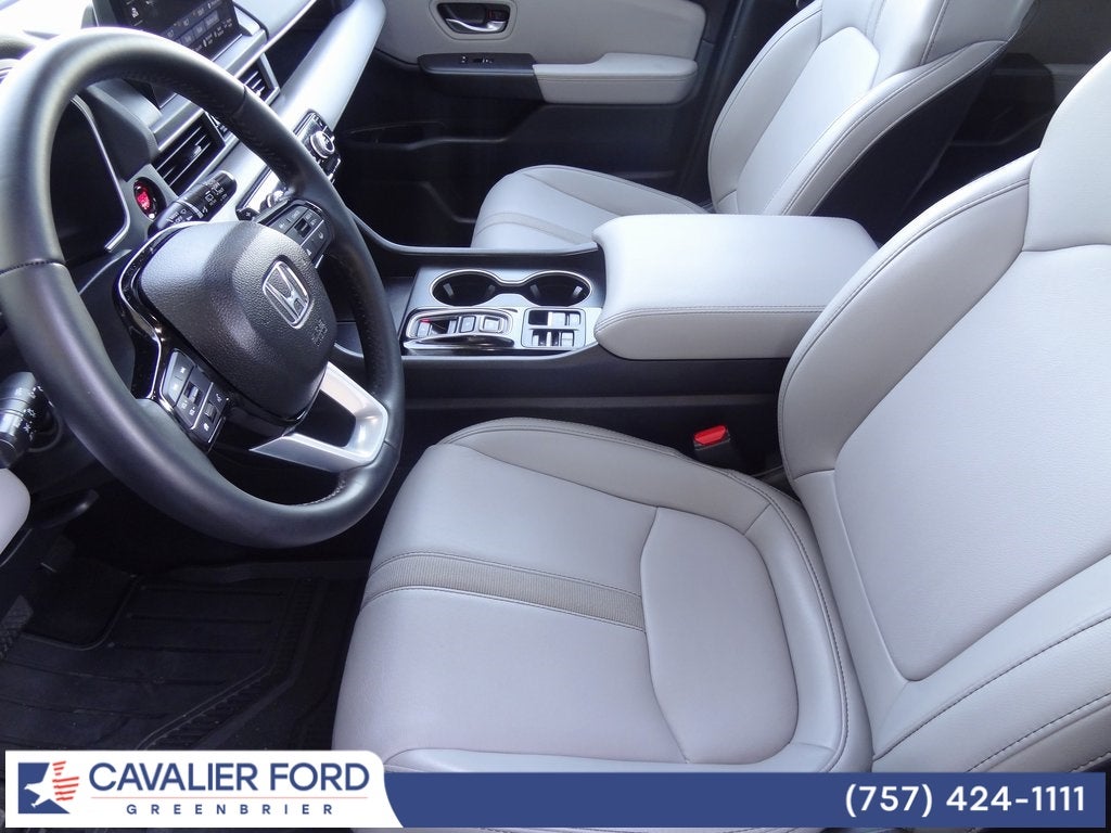 2025 Honda Pilot Touring