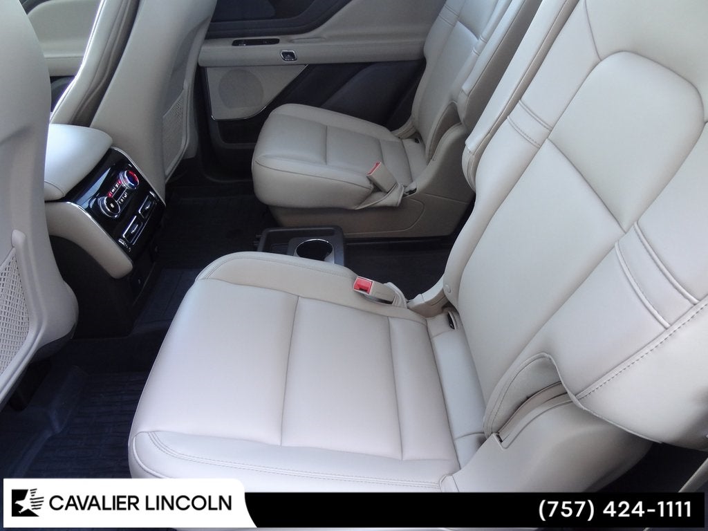 2023 Lincoln Aviator Standard