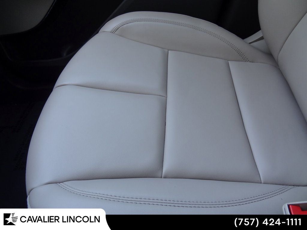 2023 Lincoln Aviator Standard