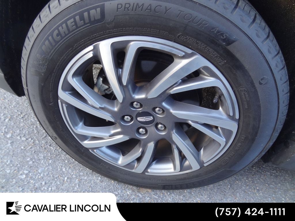 2023 Lincoln Corsair Standard Standard