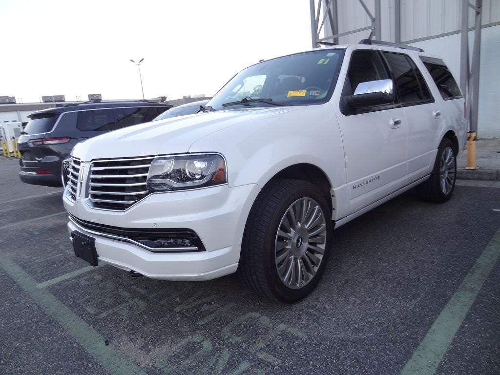 2017 Lincoln Navigator Select