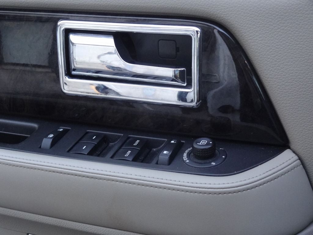 2017 Lincoln Navigator Select