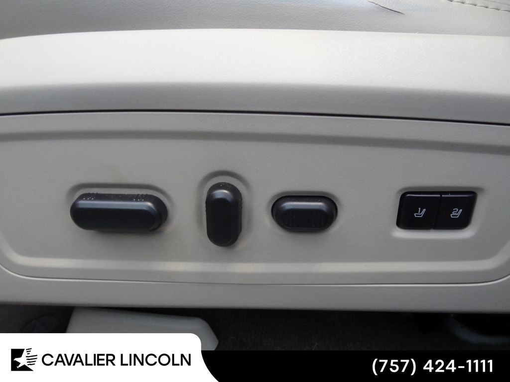 2017 Lincoln Navigator Select SELCT