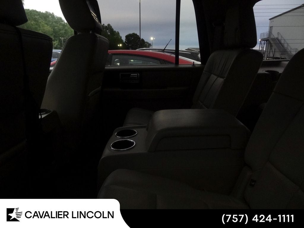 2012 Lincoln Navigator L Base