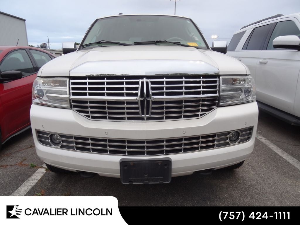2012 Lincoln Navigator L Base