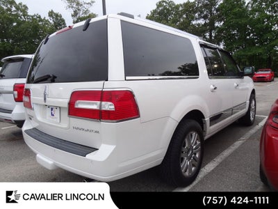 2012 Lincoln Navigator L Base