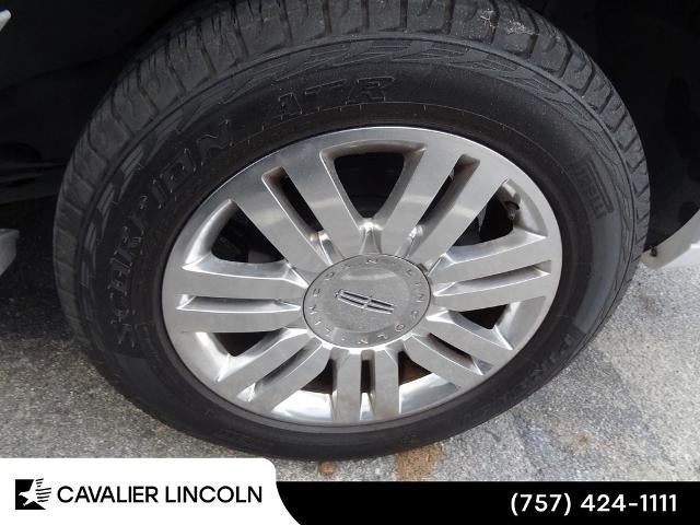2012 Lincoln Navigator L Base