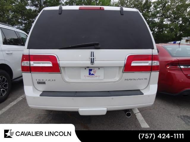 2012 Lincoln Navigator L Base