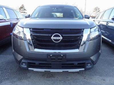 2022 Nissan Pathfinder Platinum