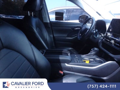2023 Toyota Highlander XLE