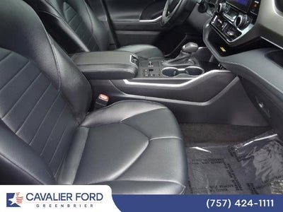 2023 Toyota Highlander XLE